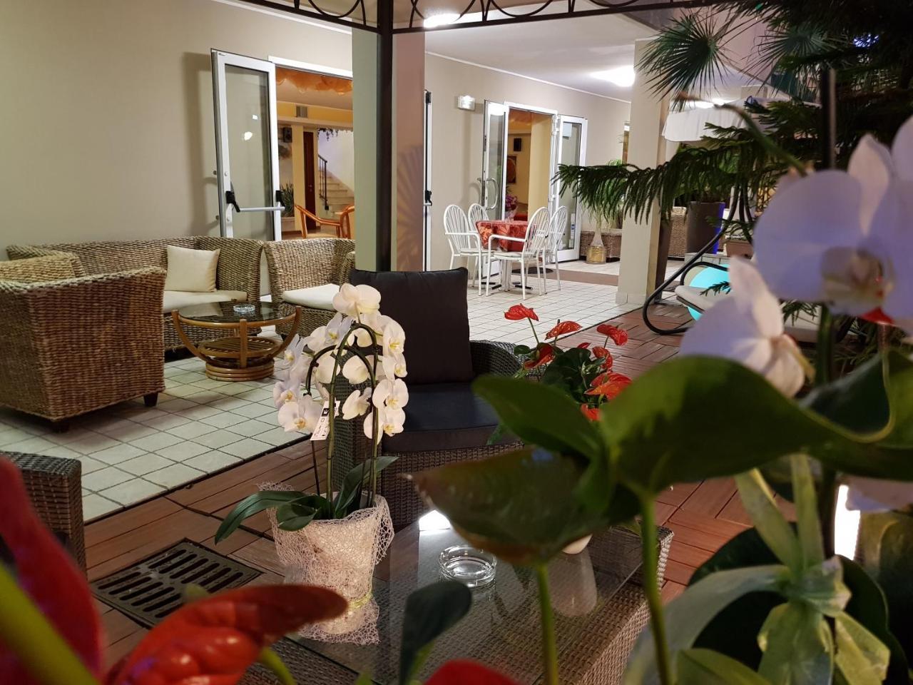 Hotel Beppe Rimini Exterior photo